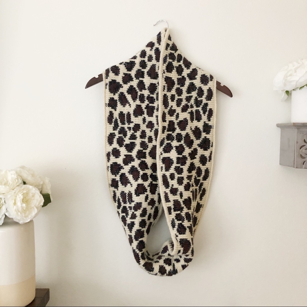 Betsey Johnson leopard print knit infinity scarf